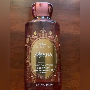 Bath & Body Works Moana Body Wash - Pink and Gold